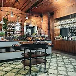Altus Palace - Destigo Wroclaw