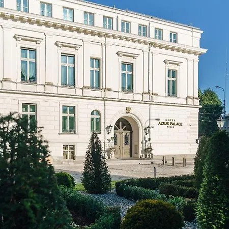 Altus Palace - Destigo Отель