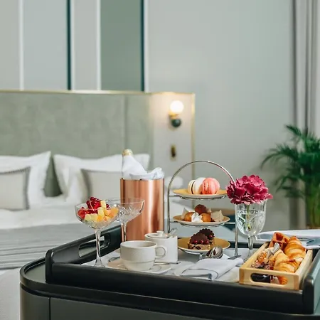 Altus Palace - Destigo 5* Wrocław
