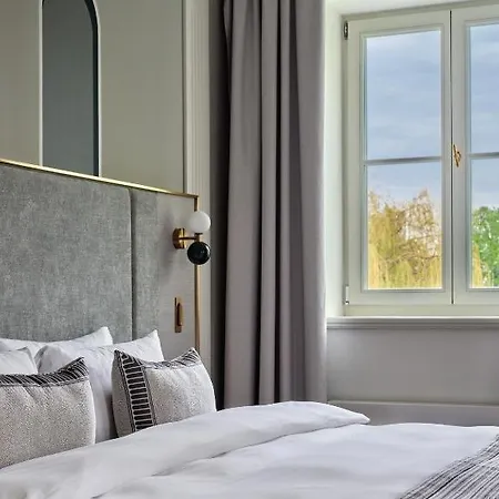 Altus Palace - Destigo Wroclaw