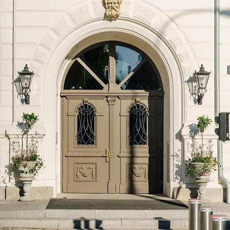 Szálloda Altus Palace - Destigo 5*