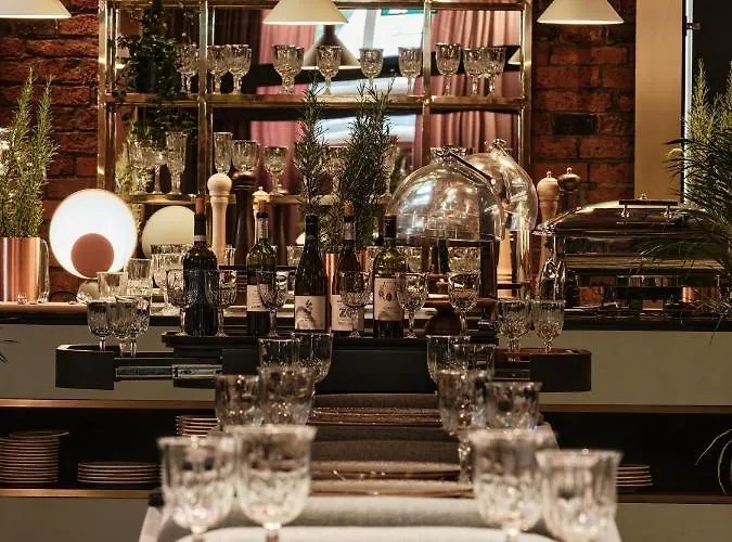 Ξενοδοχείο Altus Palace - Destigo Βρότσλαβ