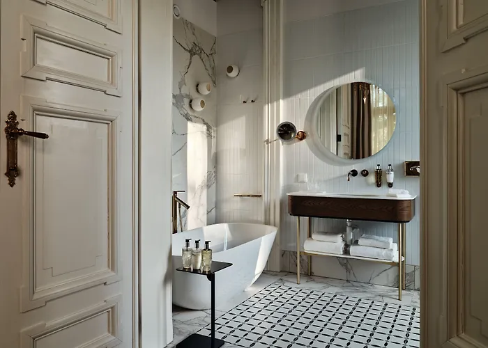 Ξενοδοχείο Altus Palace - Destigo