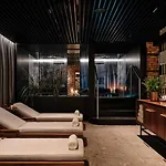 מלון Altus Palace - Destigo 5*