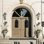 מלון Altus Palace - Destigo 5*