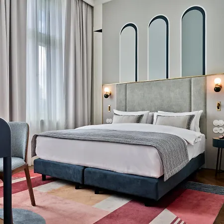 Отель Altus Palace - Destigo 5*