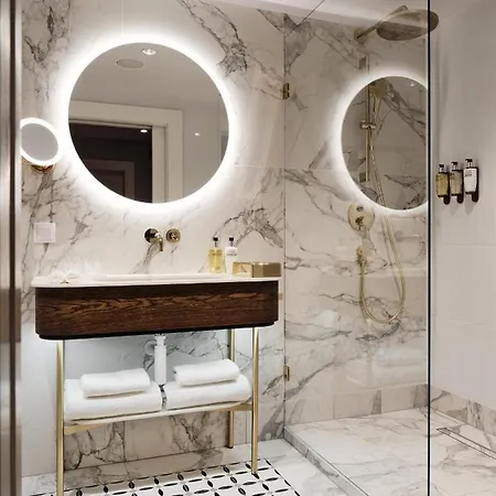 Altus Palace - Destigo Wroclaw