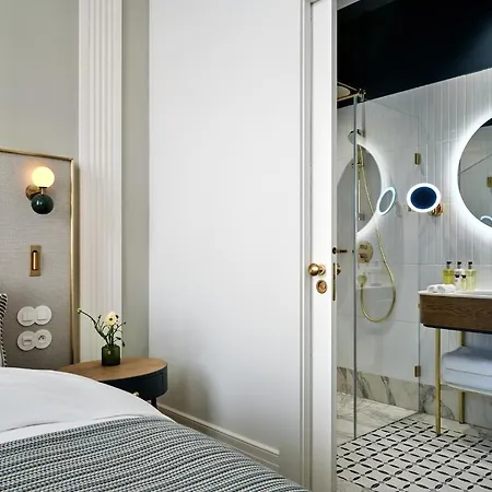 Altus Palace - Destigo Отель Вроцлав