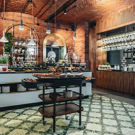 Altus Palace - Destigo Wroclaw