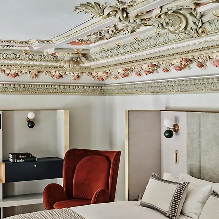 Altus Palace - Destigo Wrocław
