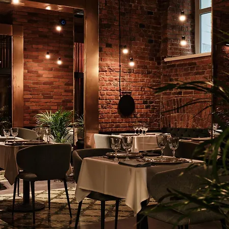 Altus Palace - Destigo Hotel