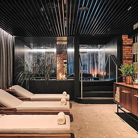 Hotel Altus Palace - Destigo