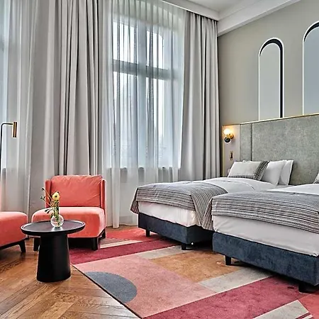 Altus Palace - Destigo