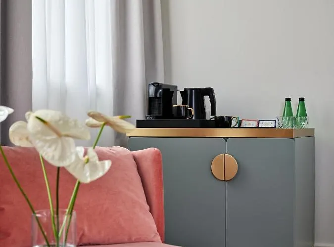 Altus Palace - Destigo فروتسواف