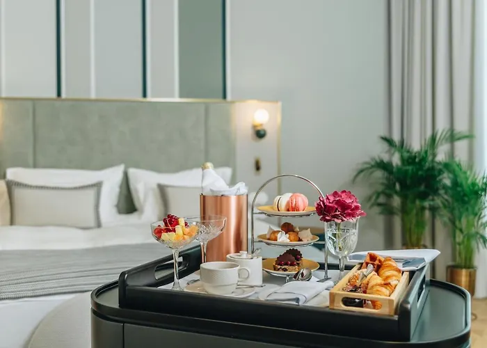 Altus Palace - Destigo 5* فروتسواف