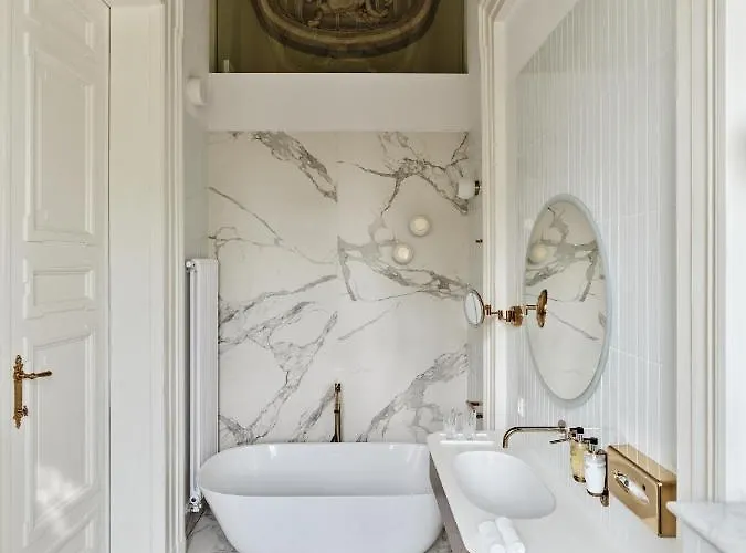 Altus Palace - Destigo 5* Вроцлав