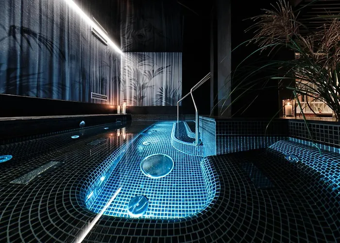 Отель Altus Palace - Destigo Вроцлав