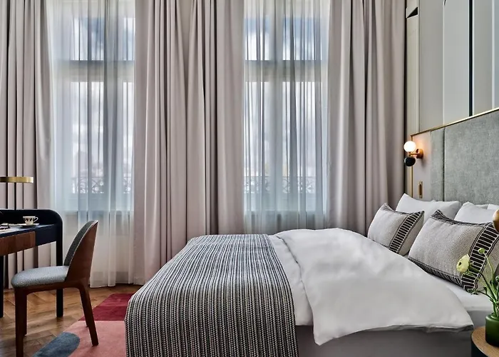 Altus Palace - Destigo Вроцлав