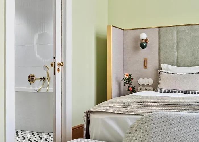 Altus Palace - Destigo Отель