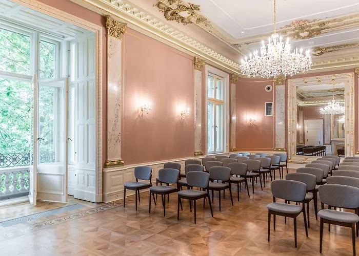 Altus Palace - Destigo Отель Вроцлав